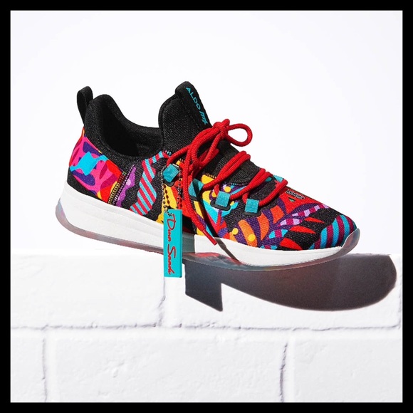 ALDO MX DINA SAADI Trainers design
Artist Series - Picture 4 of 10
